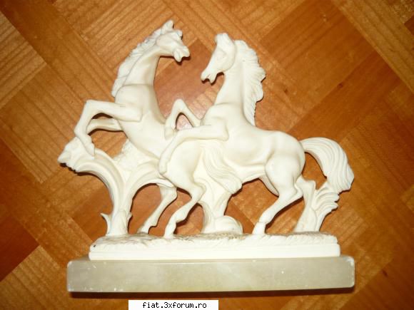 obiecte -cumparari statueta cai din alabastru pret lei