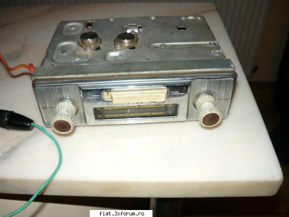 radiouri auto romanesti germane 9.radio wartburg vindut
