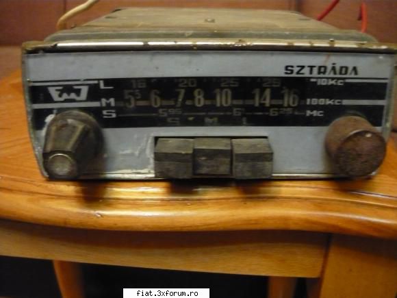 radiouri auto romanesti germane 18. radio strada -rusesc sau polonez-50 lei