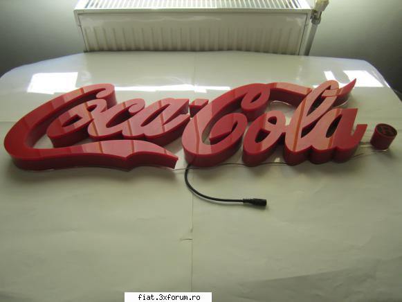 sigla coca-cola electrica poza